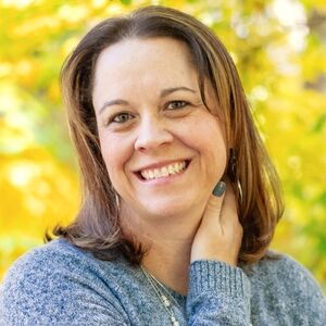 Meet your Posher, Angela